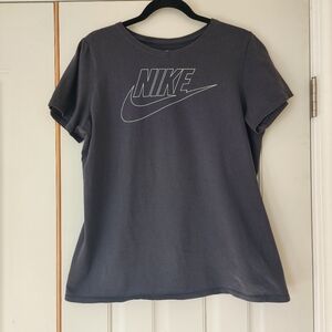 The Nike Tee Athletic Cut XL Gray with Green Logo 100% Cotton